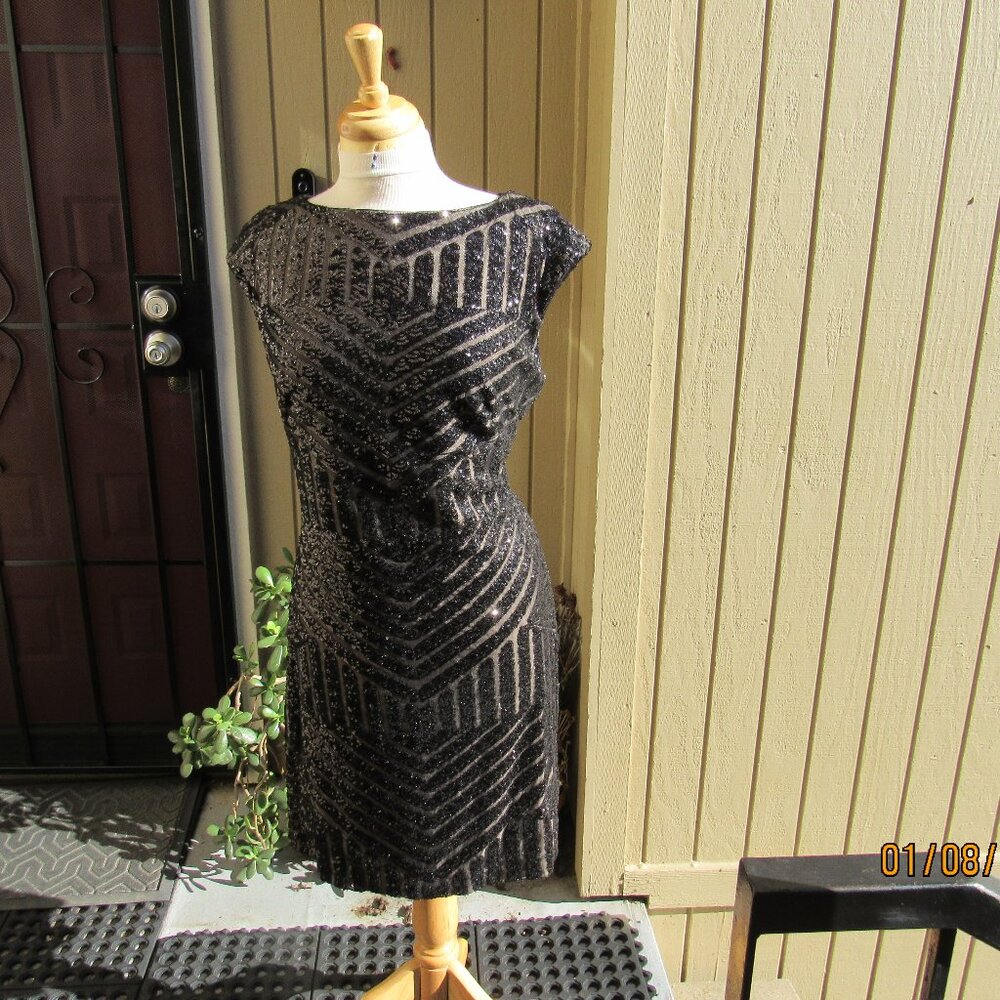 #775  NEW WOMAN'S BLACK SEQUINS EVENING DRESS BY RALPH LAUREN  (SIZE 14)